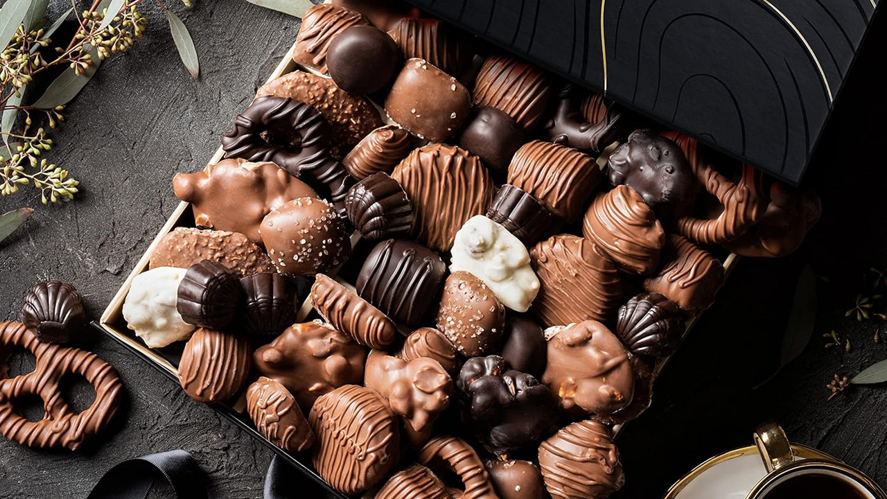 Valentine's Day Food Basket Gifting Option