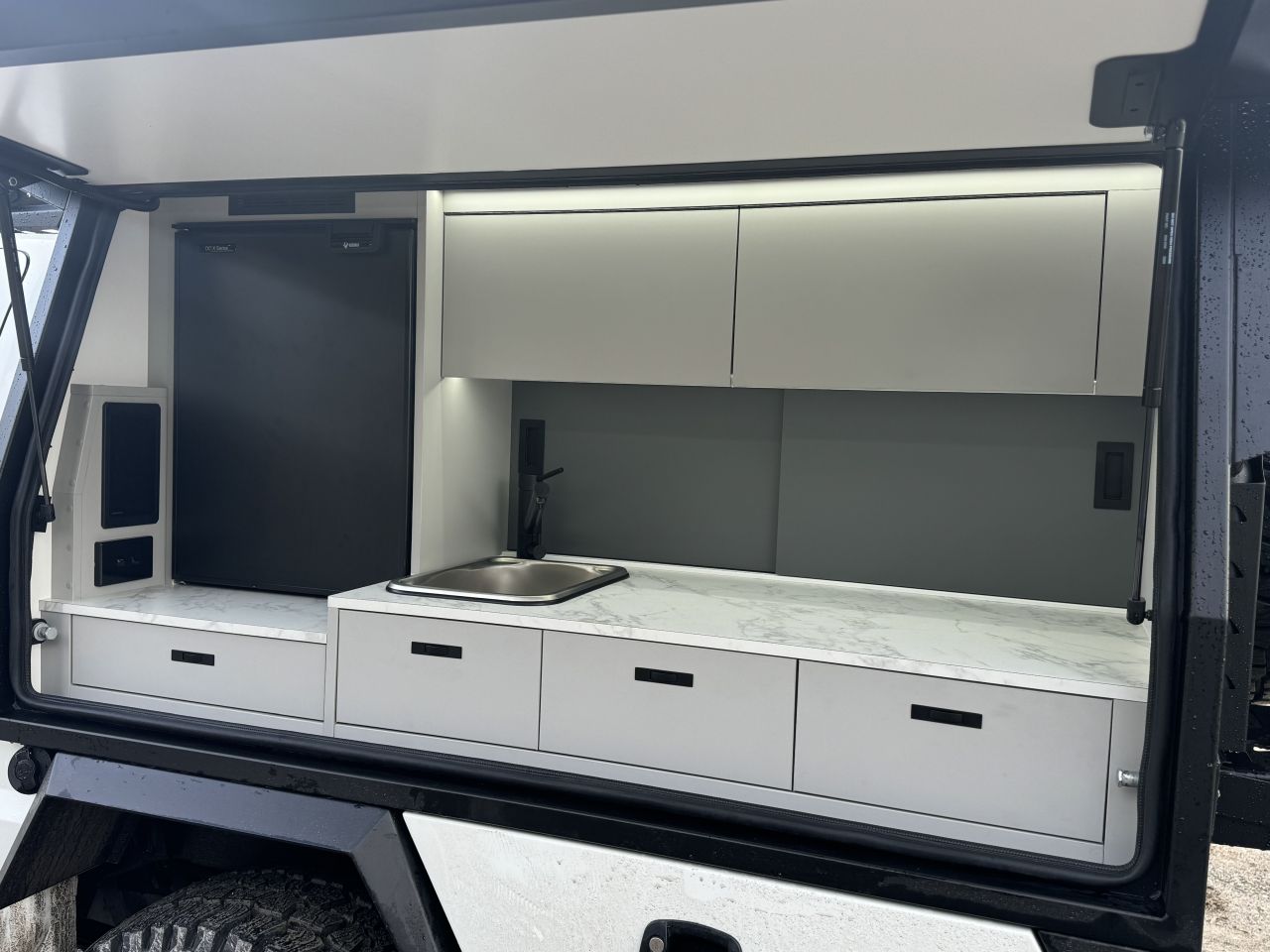 The CX-Series of Composite Camper Canopies By Australia-Based Tekton