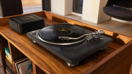 Denon DP-500BT Semi-Automatic Hi-Fi Turntable With Bluetooth