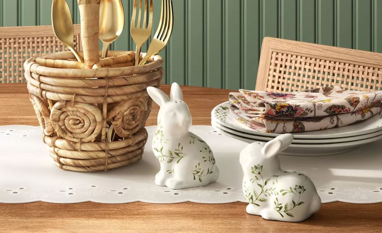 Easter Stoneware Bunny Salt and Pepper Shaker Set
