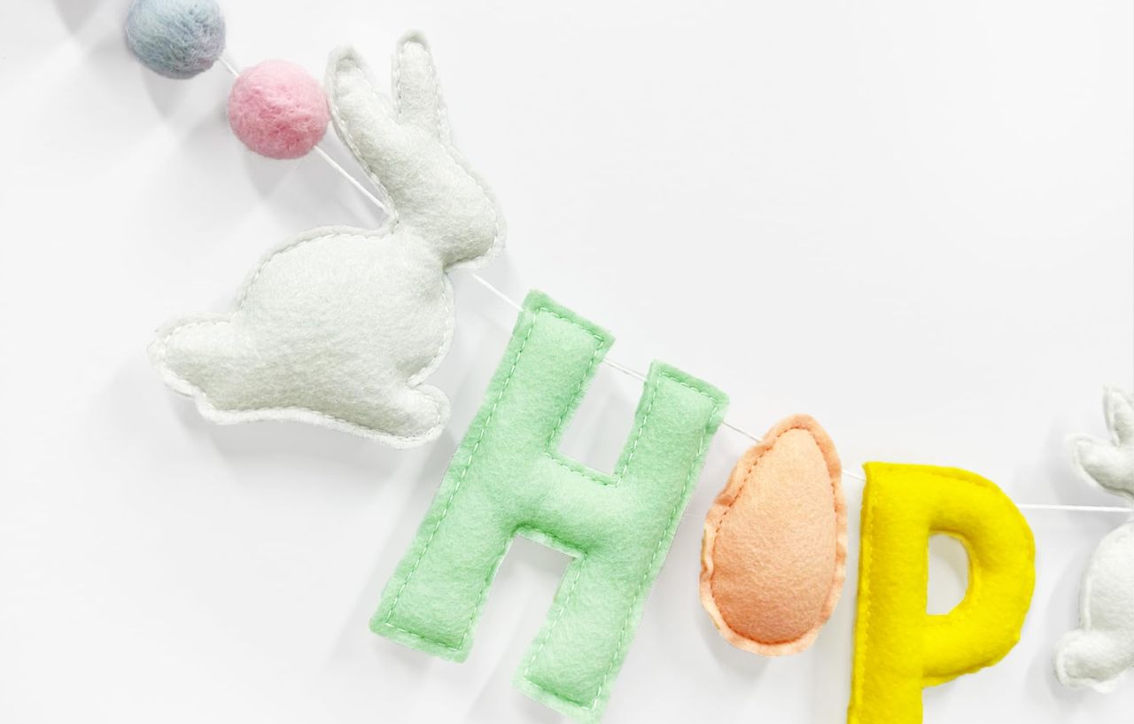 Felt Pastel Hop Hop Sign