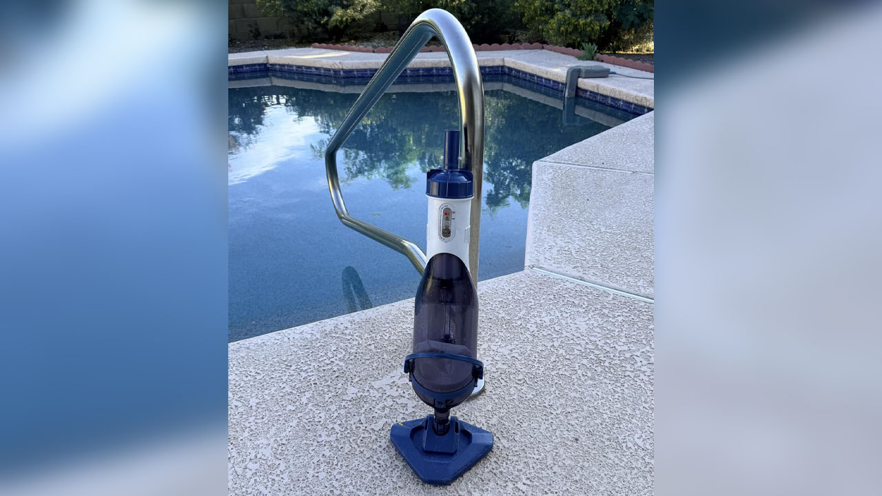 Handheld Rechargeable Pool Cleaner