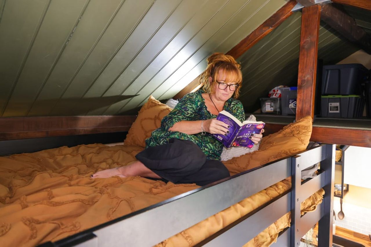 Jodie Builds $20K Tiny House in Her Urban Permaculture Garden in Perth