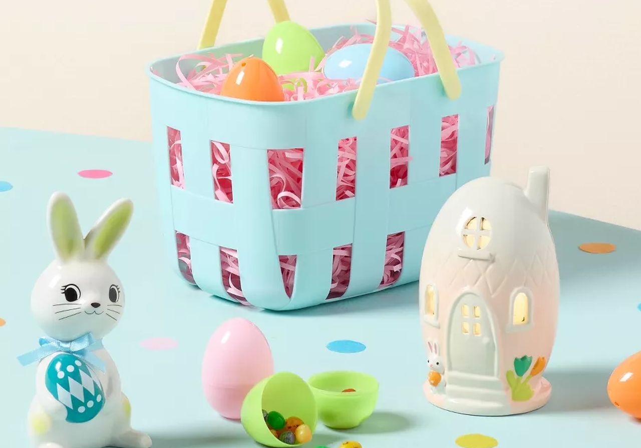 Lit Polyresin Easter Egg Shaped House Lamp