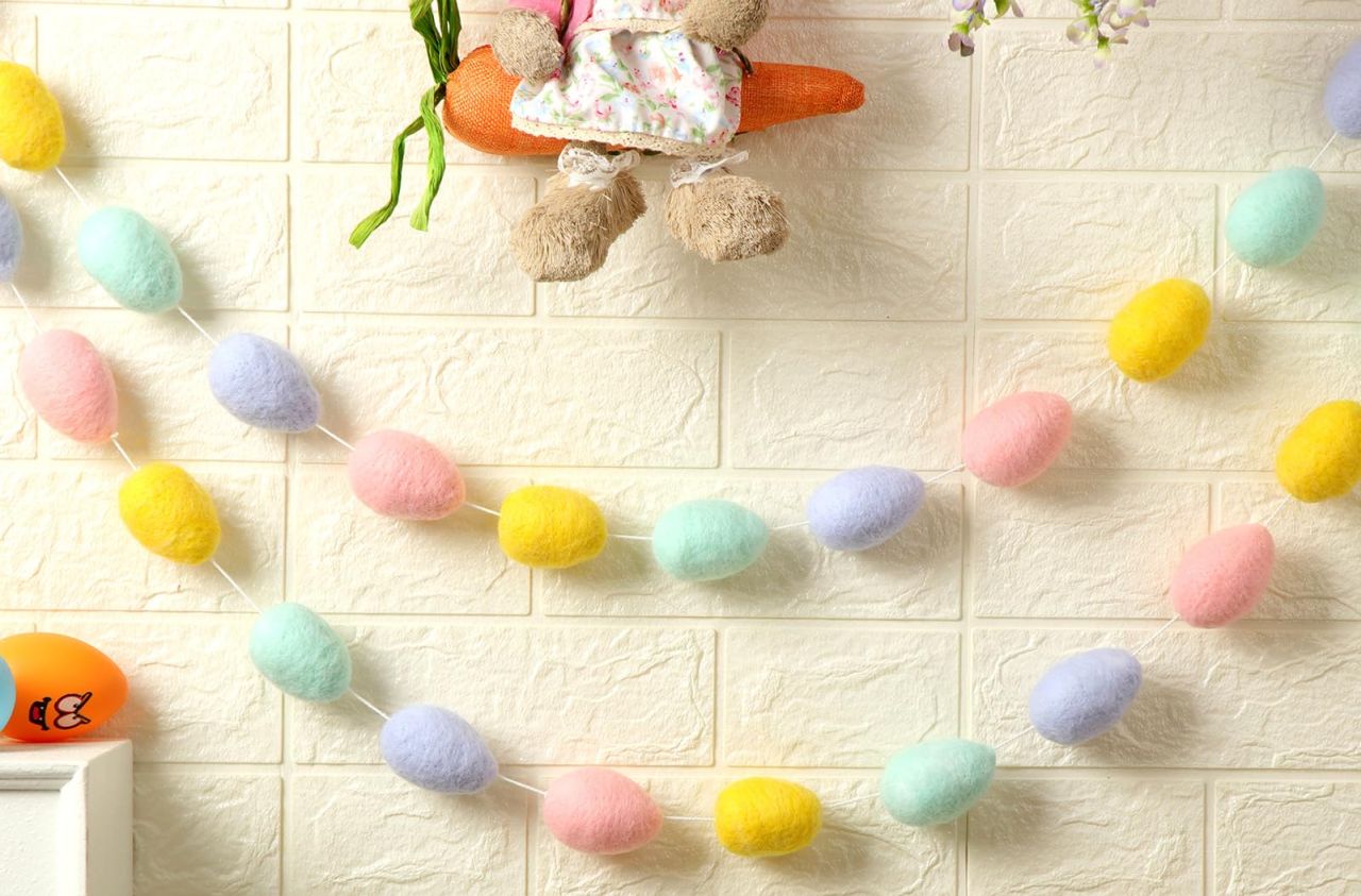 Pastel Easter Felt Ball Hanging Garland