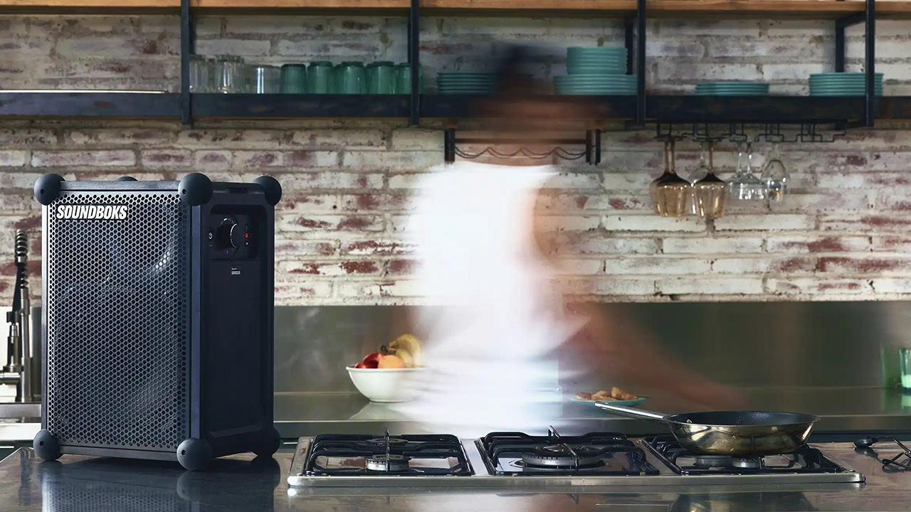 Soundboks Mix Bluetooth Party Speaker Directly Competes to Marshall Bromley 450