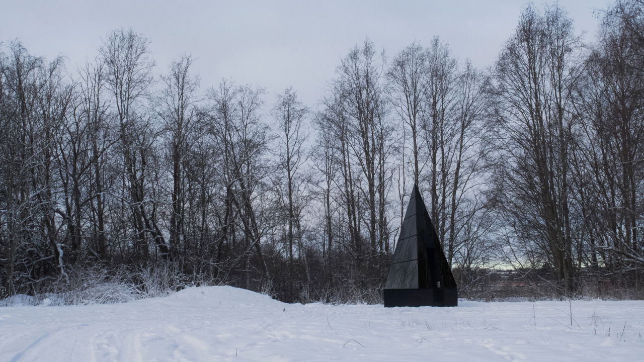 the off-grid utility core look like a part of the landscape