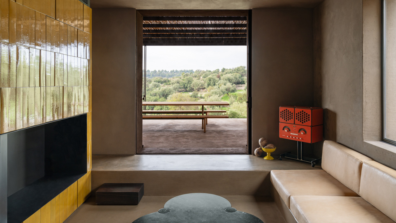 The indoors merge with the outdoor