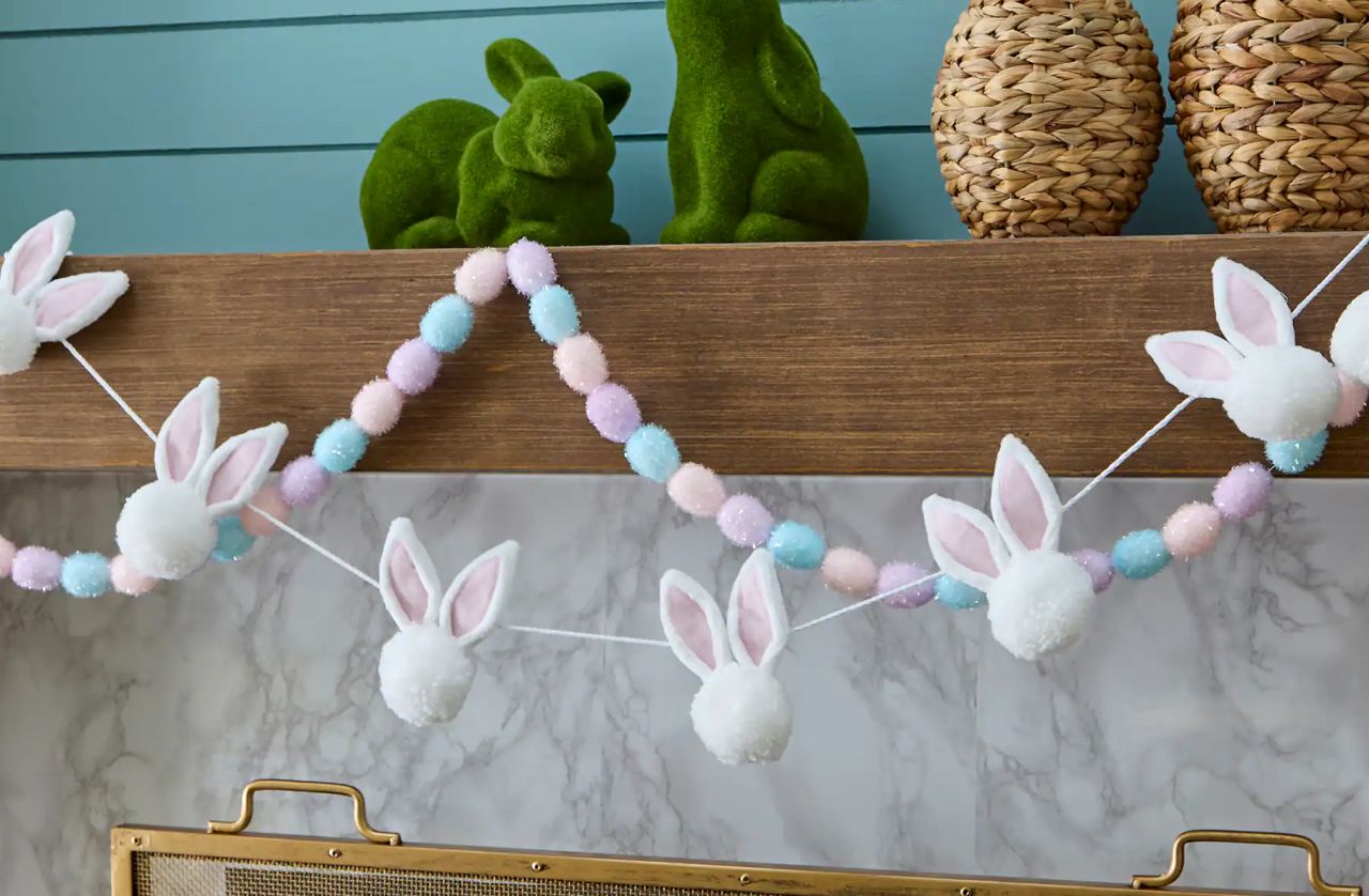 White Pom Pom Bunny Garland