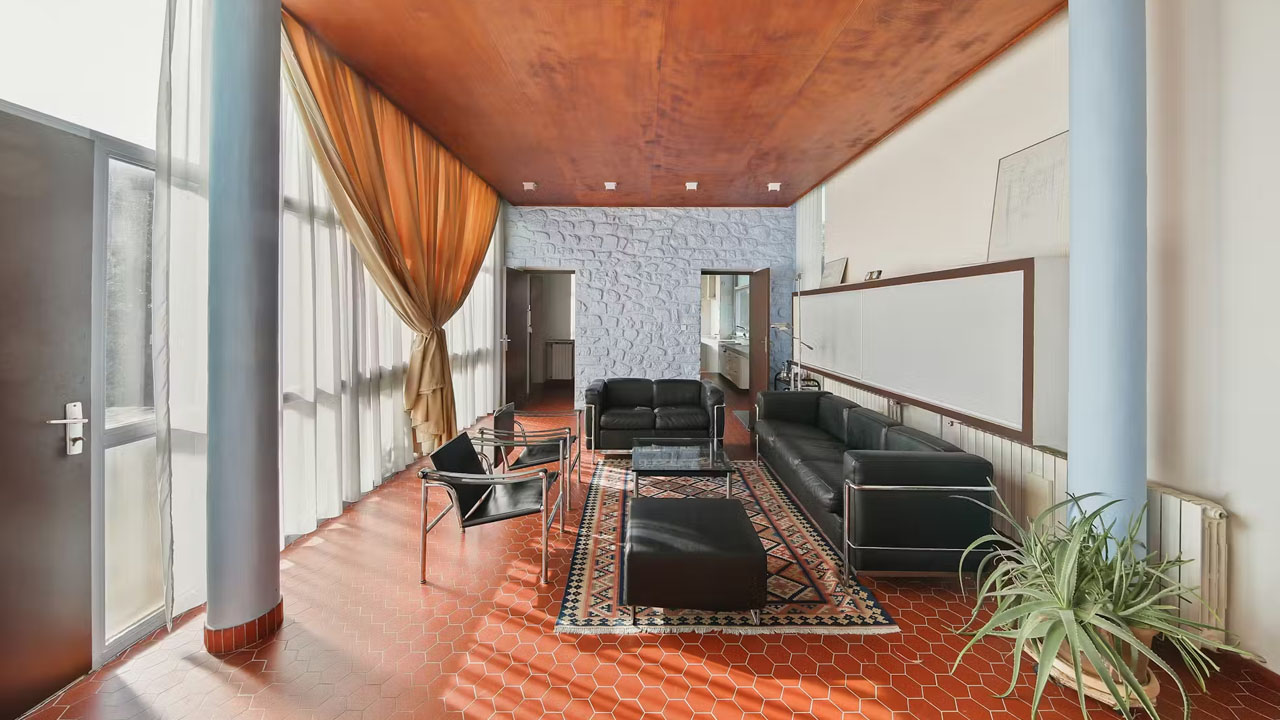 1931 Modernist Le Corbusier Villa in South of France - living area