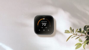 Aqara W200 is First Thermostat to Support Apple’s Adaptive Temperature
