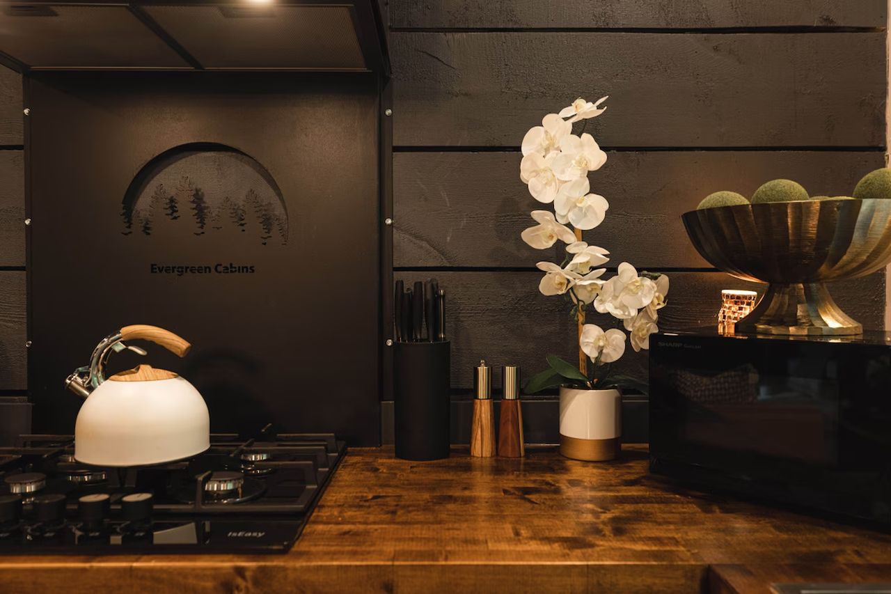 Birch Falls Spa Cabin_Kitchen_3