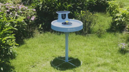 Birdfy Bird Bath Allows Real Time Bird Watching With Smart Integrated Camera