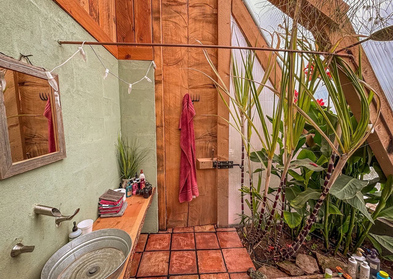 Cabin in Del Norte, Colorado_indoor-outdoor shower in the greenhouse