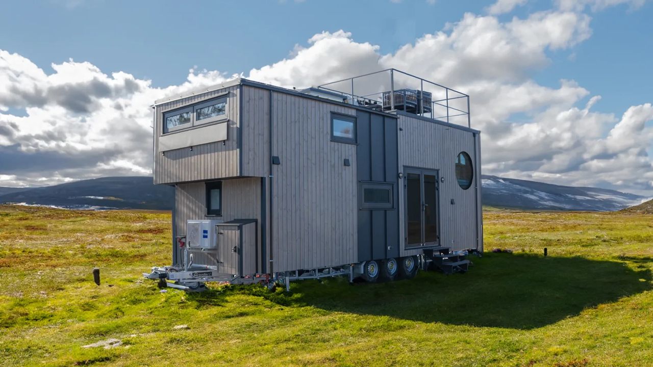 Chia tiny house - exterior 2