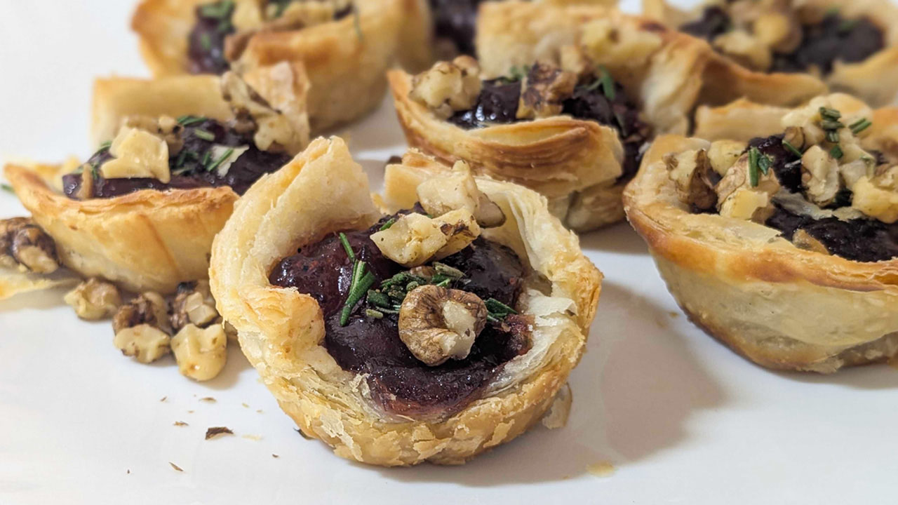Cranberry Brie Bites