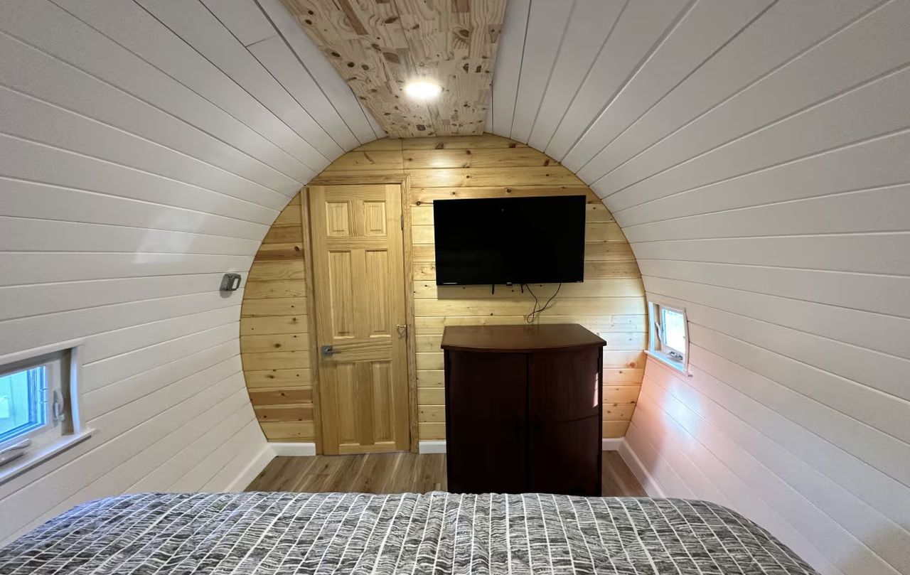 DC-6 Airplane House_Master Bedroom