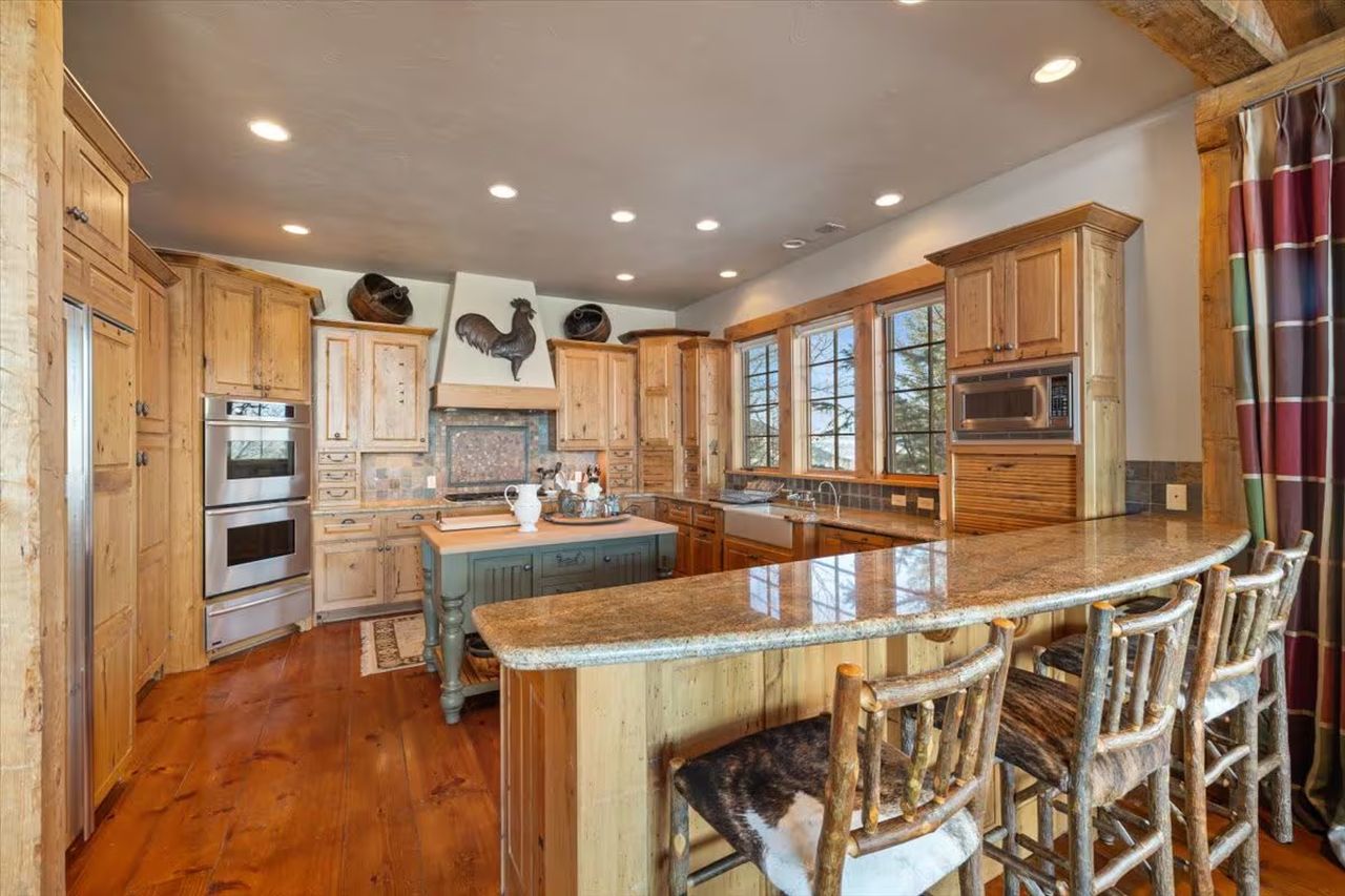 Entire Home at Spring Creek Ranch_Kitchen
