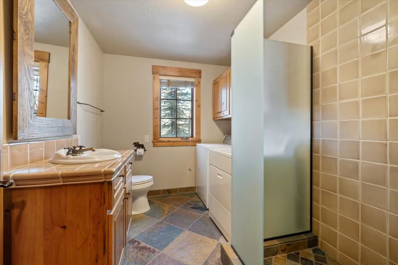 Entire Home at Spring Creek Ranch_bathroom_3
