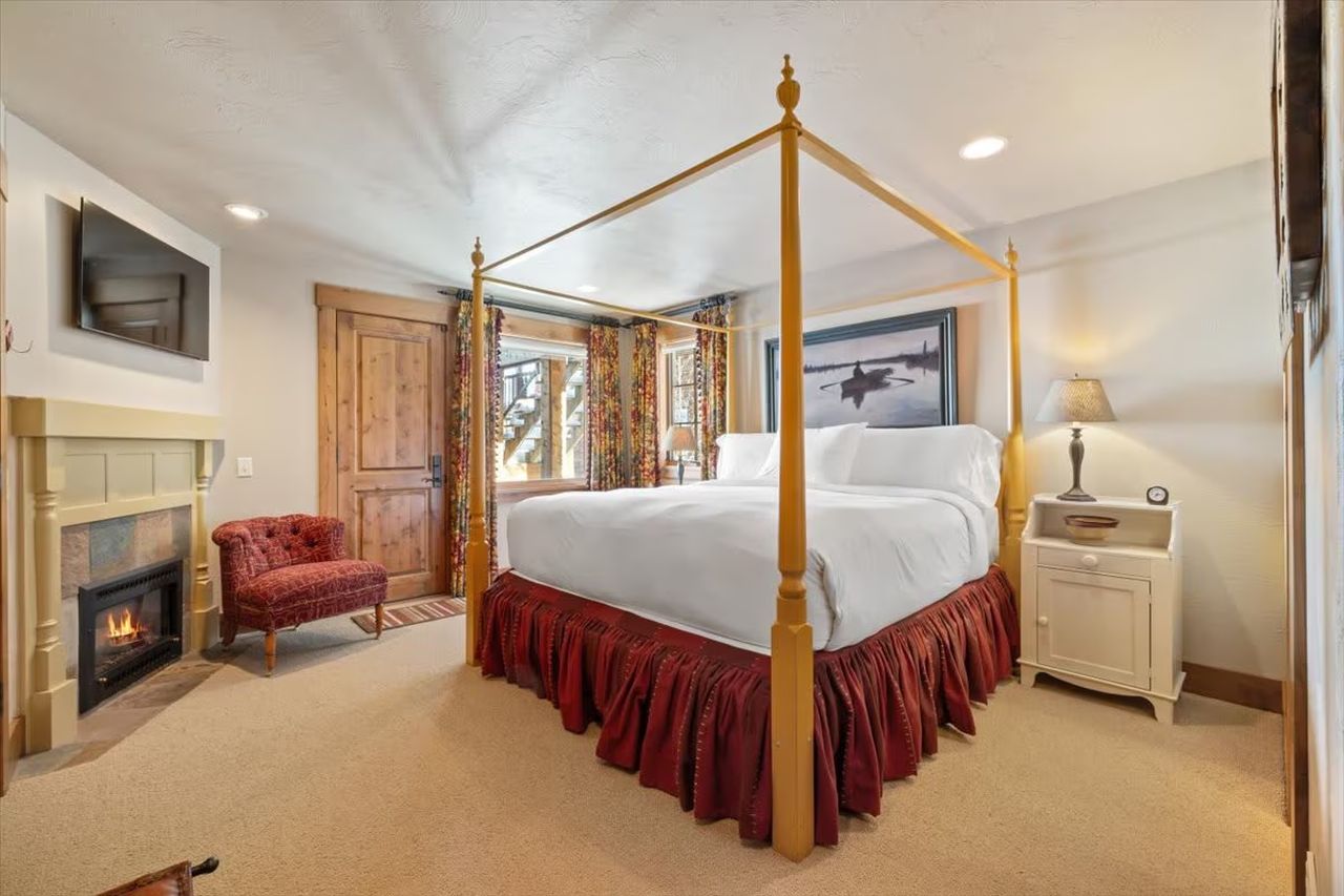 Entire Home at Spring Creek Ranch_bedroom_2