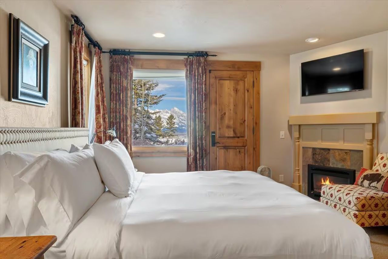 Entire Home at Spring Creek Ranch_bedroom_5