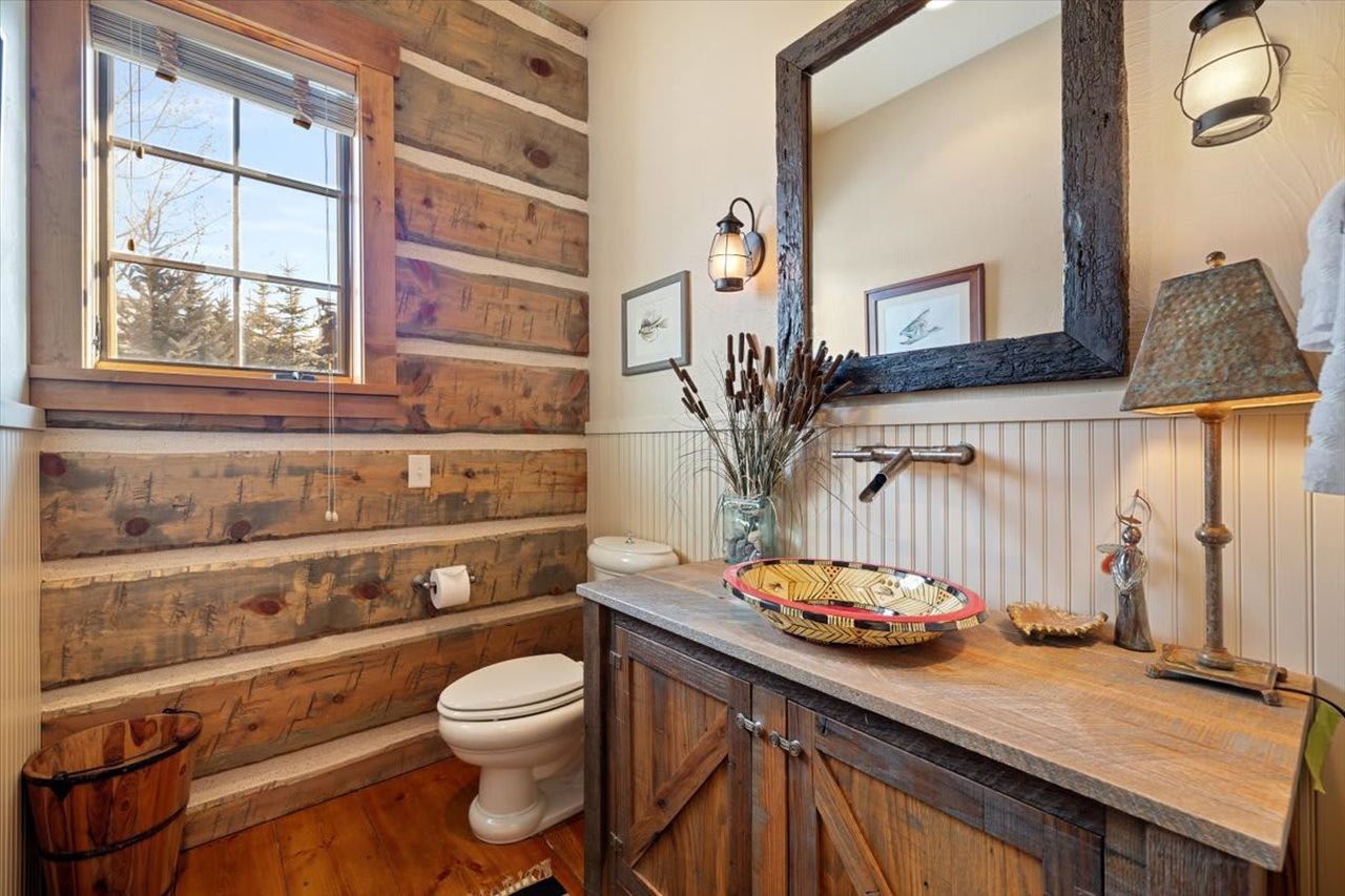 Entire Home at Spring Creek Ranch_primary bathroom_2