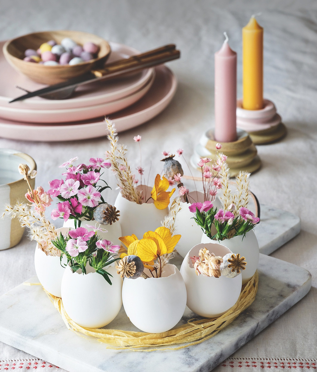 The beautiful mini garden is ready to adorn your space with delicate floral charm.