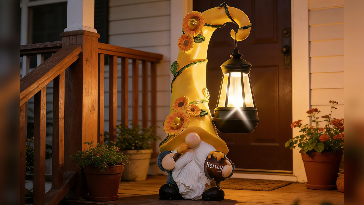 Garden Gnome Statue with Solar Lights