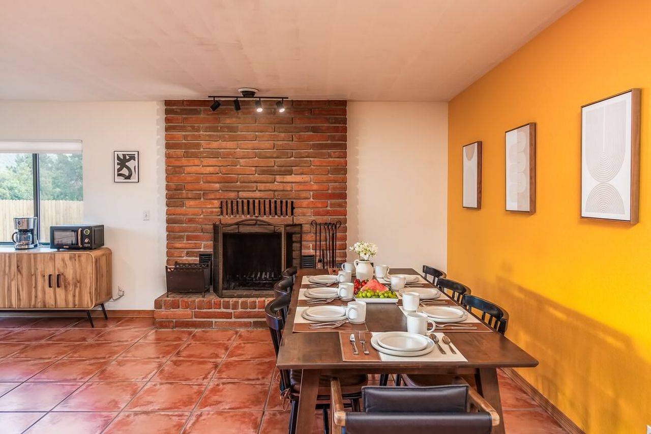 Home in Sedona_Dining Table