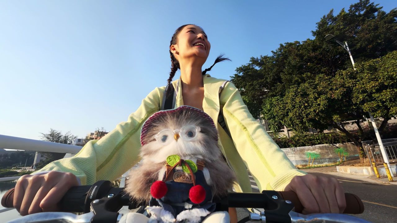 Joobie AI-Powered Companion Pet Robot can be Taken Anywhere