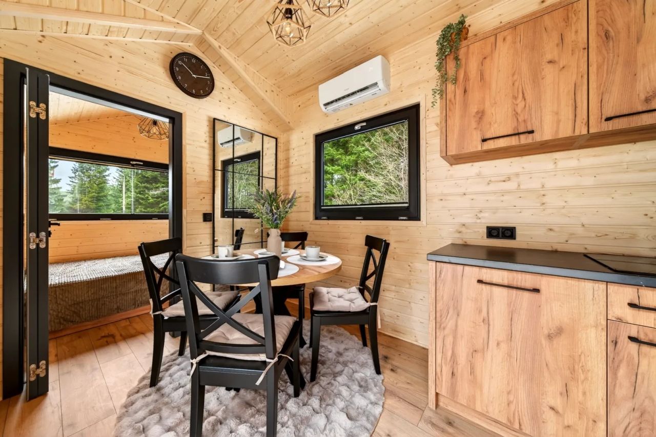 Justine tiny house on wheels