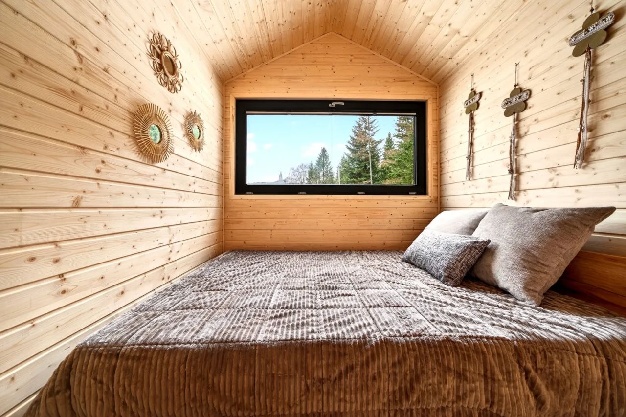 Justine tiny house on wheels