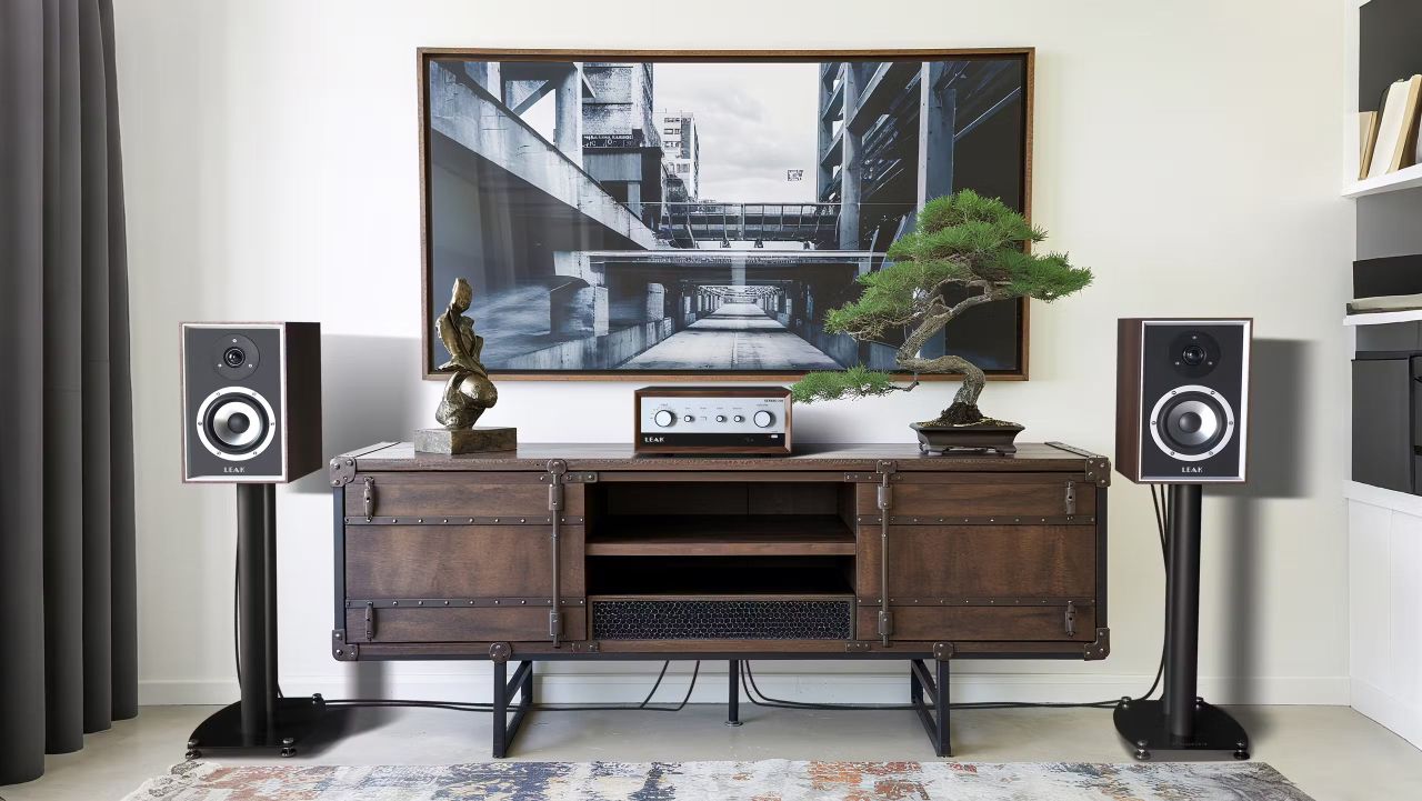 LEAK Sandwich 100 Bookshelf Speaker