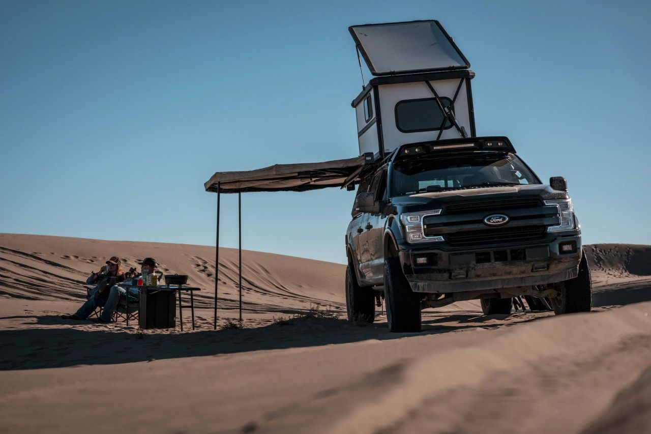 Mohab ALTUS Hardwall Rooftop Cabin Pops Up in 60 Seconds at the Push of a Button