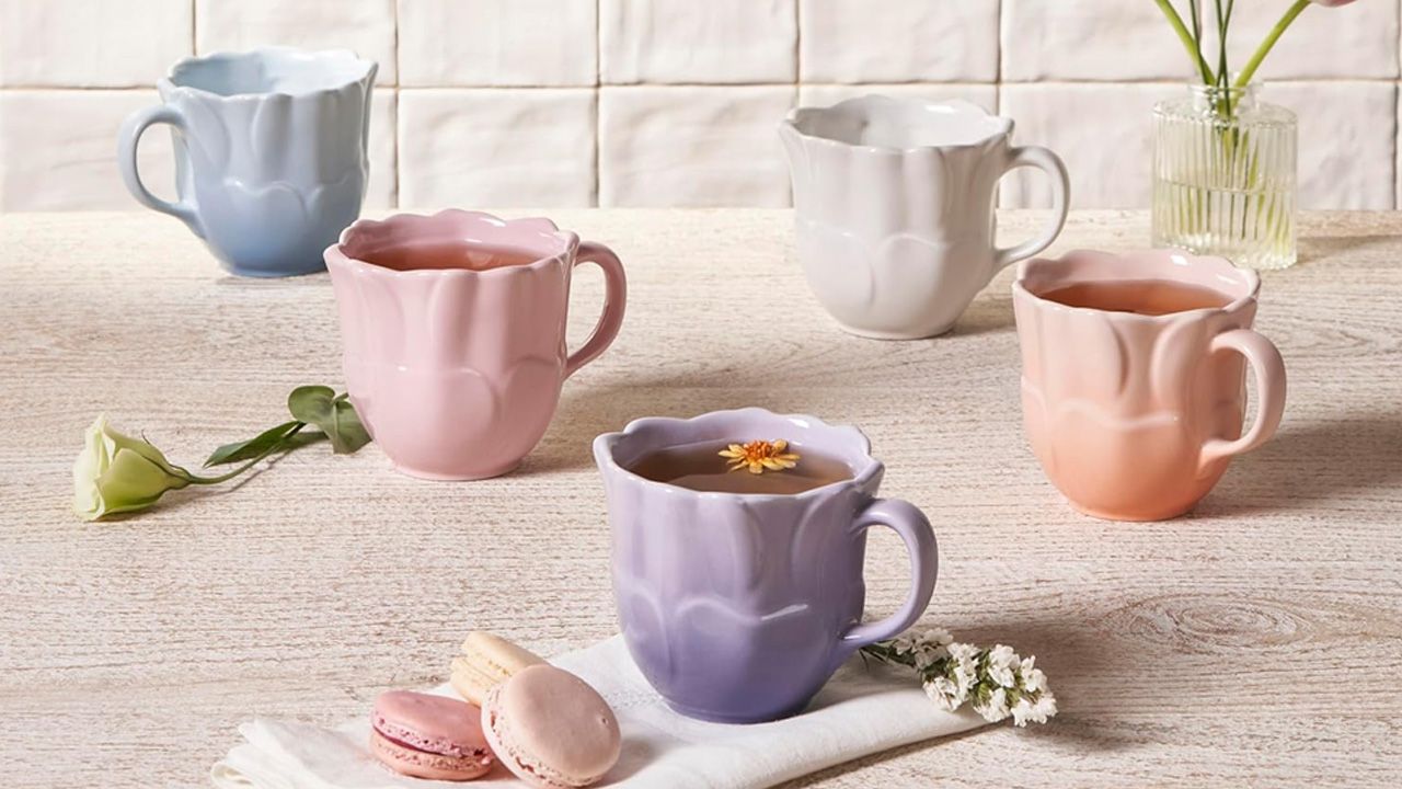 Mother's Day Self-Gifts - Le Creuset Stoneware Petal Mug