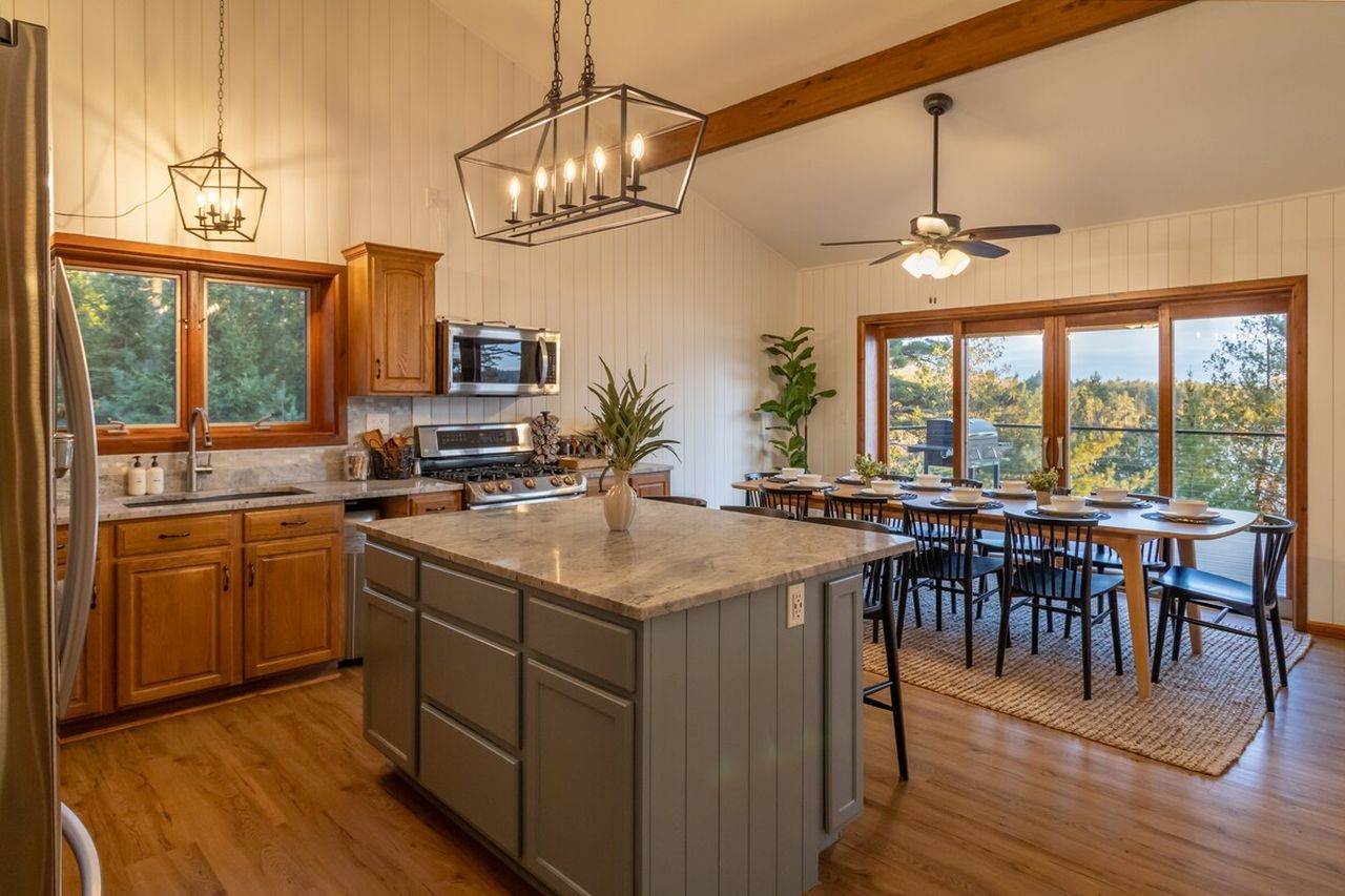 Oceanfront Home_Kitchen_1