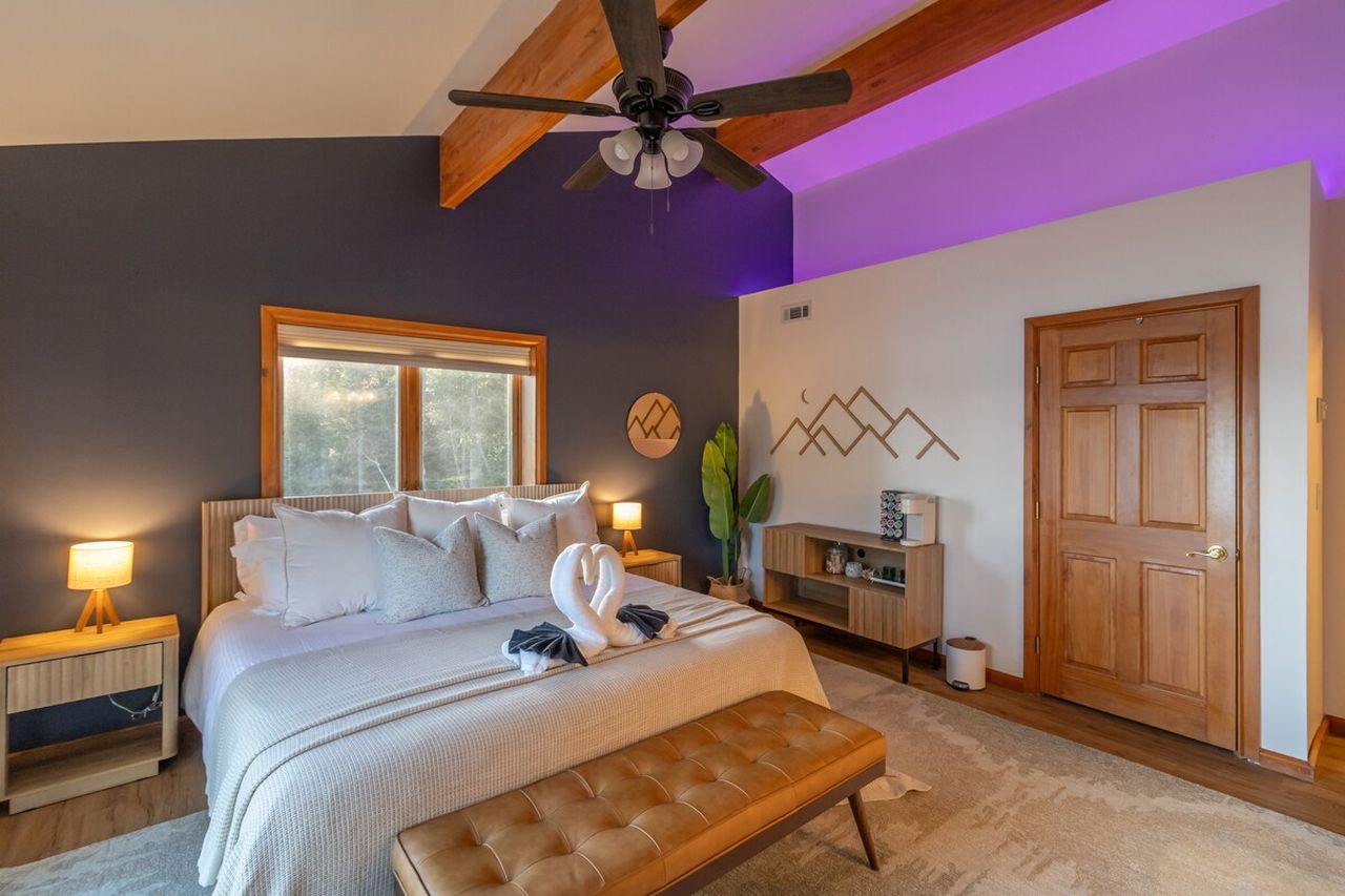 Oceanfront Home_bedroom_1