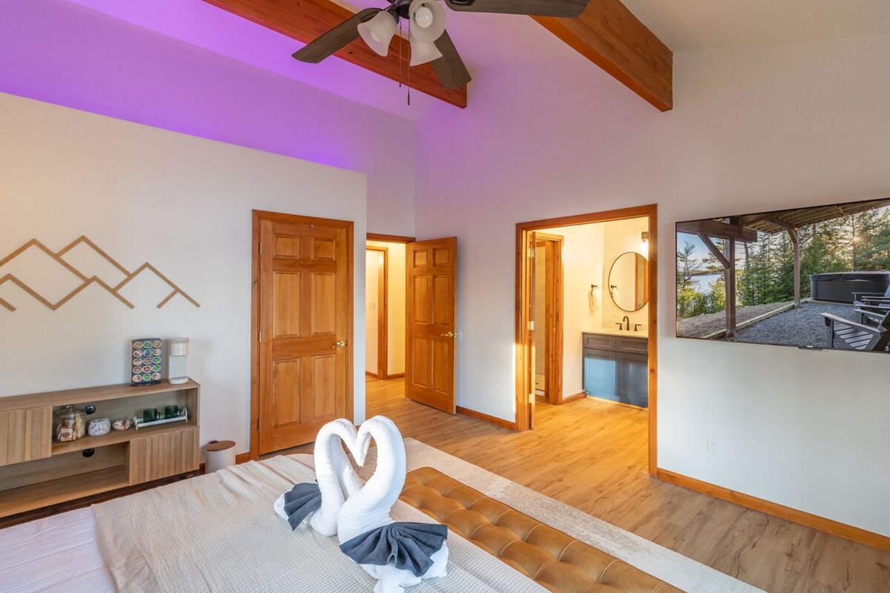 Oceanfront Home_bedroom_3