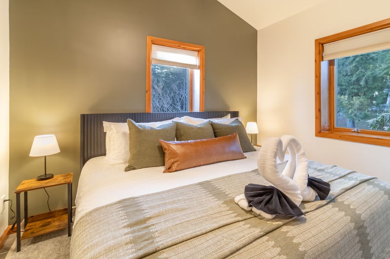 Oceanfront Home_bedroom_4