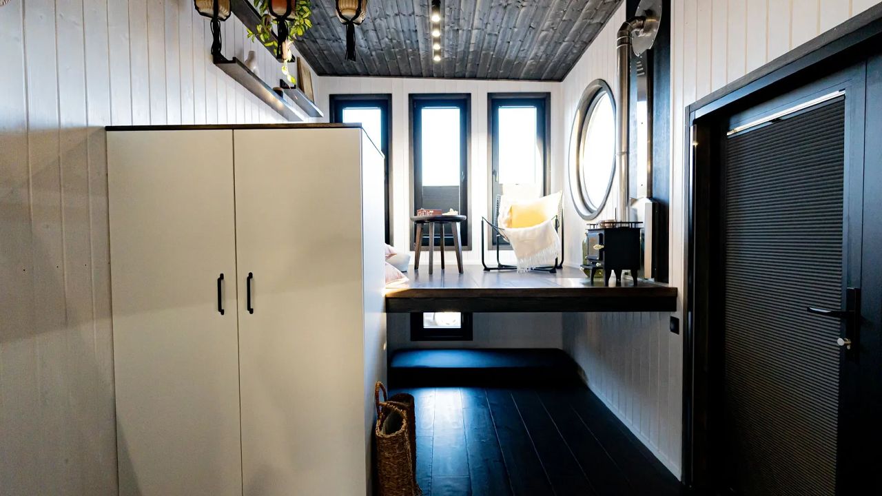 Pet-friendly Chia tiny house