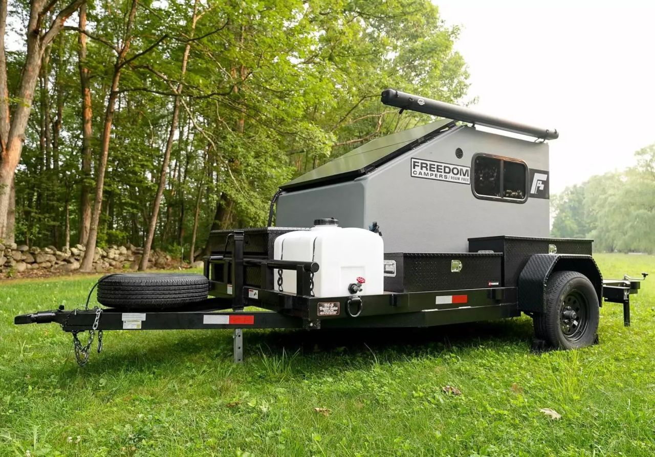 Redneck Outdoor Freedom Camper XL Hardshell Camper Pod