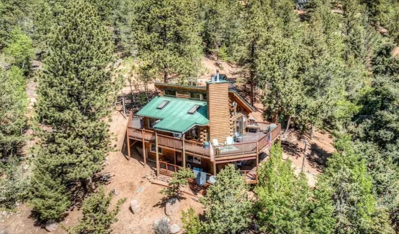 Secluded Mountain Cabin_exterior