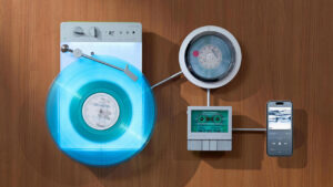 TRETTITRE Wall-Mounted Vinyl, CD & Cassette System Turns Your Music Playback Into a Visual Centrepiece TRETTITRE wall-mounted Vinyl, CD & Cassette System