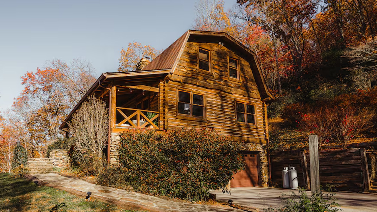 The Picture-Perfect Carolina Cabin in Black Mountain