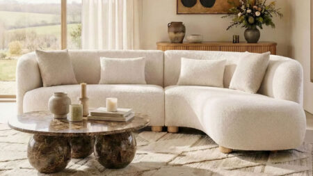 The Rise of Quiet Interiors: How Furniture Is Redefining Modern Luxury Living Spaces