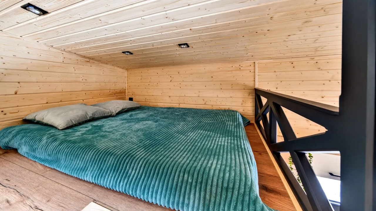 Tommy tiny house on wheels