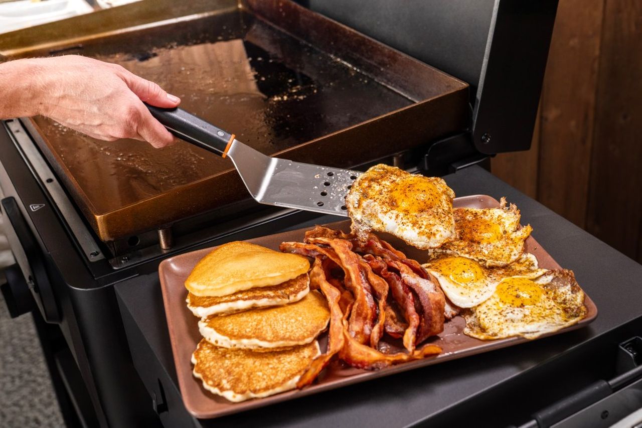 Traeger Irontop griddle