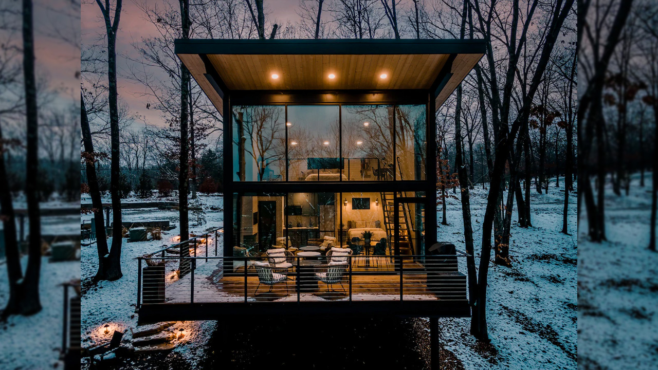 Two-Bedroom Missouri Tiny House - deck