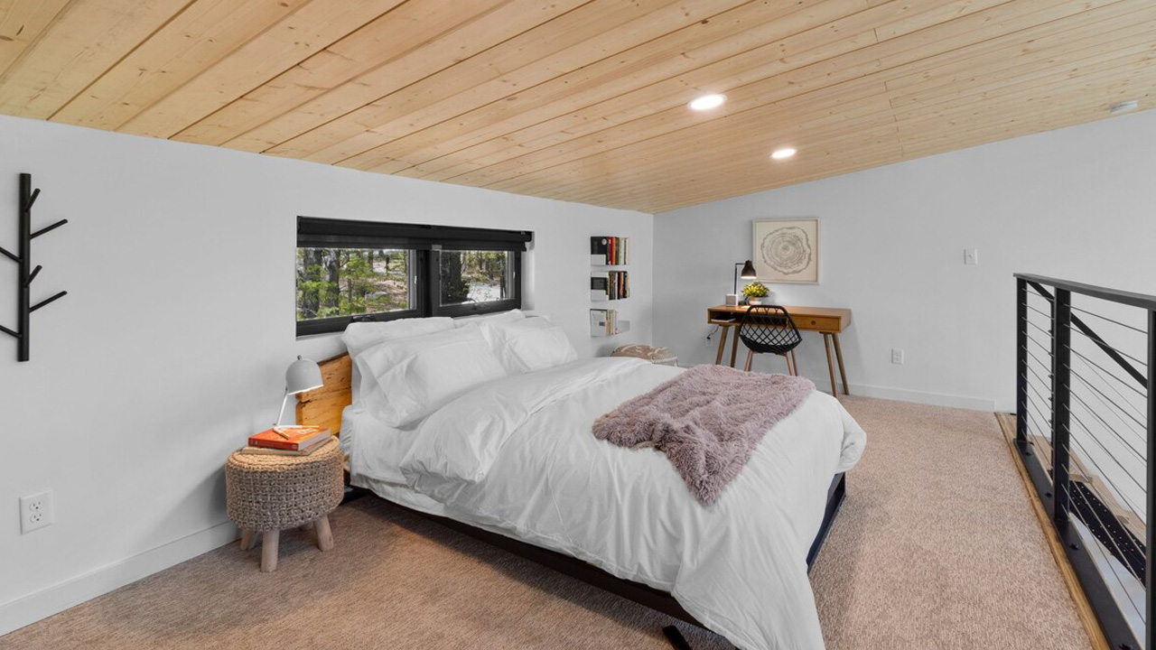 Two-Bedroom Missouri Tiny House - loft