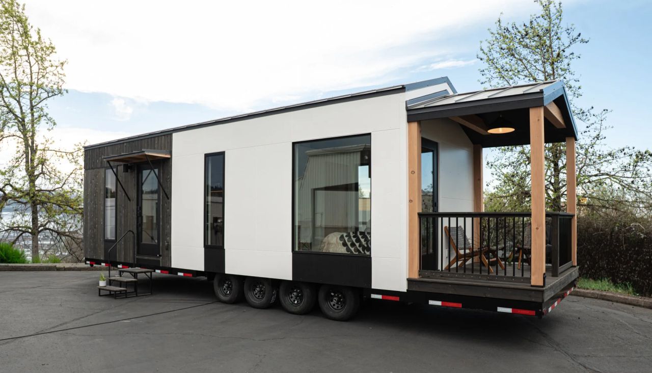 Urban Park Tiny House by Tru Form Tiny